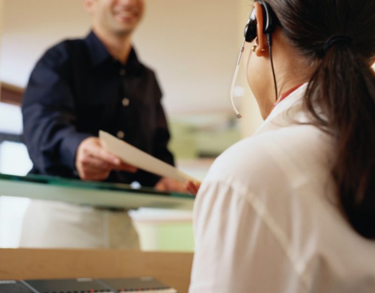 Assurer un accueil téléphonique et physique de qualité A2COM FORMATION Rennes Nantes